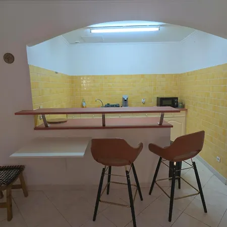 Appartement Charmant studio en plein cœur de Fréjus 2-4 personnes *