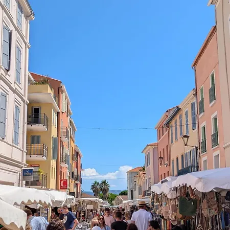 Appartement Charmant studio en plein cœur de Fréjus 2-4 personnes